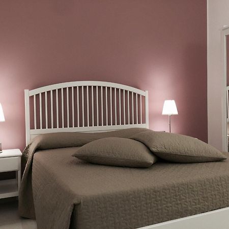 Isola Charm B&B - A Historic Villa Near Punta Del Pero Beach Syracuse Bagian luar foto
