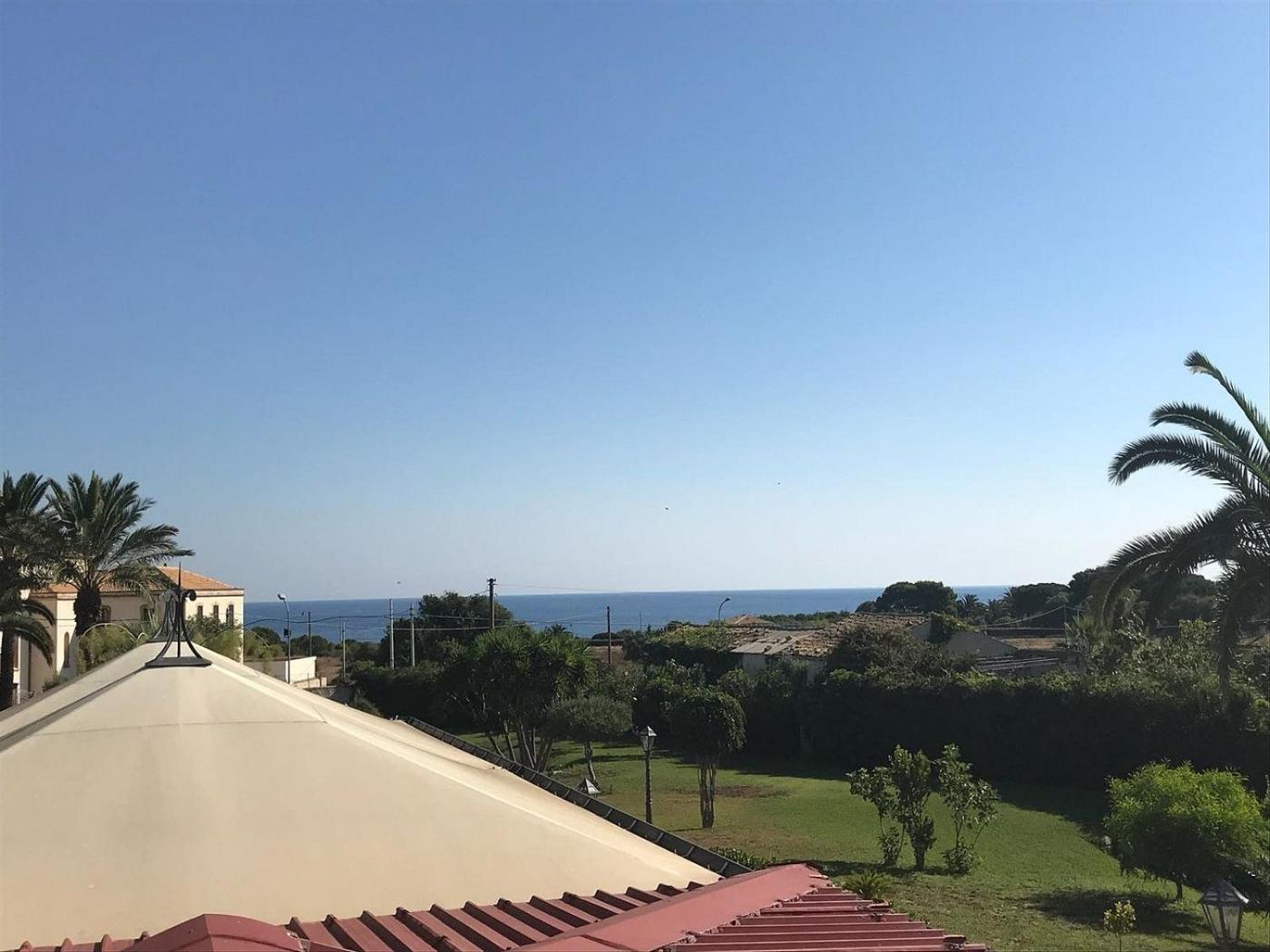 Isola Charm B&B - A Historic Villa Near Punta Del Pero Beach Syracuse Bagian luar foto