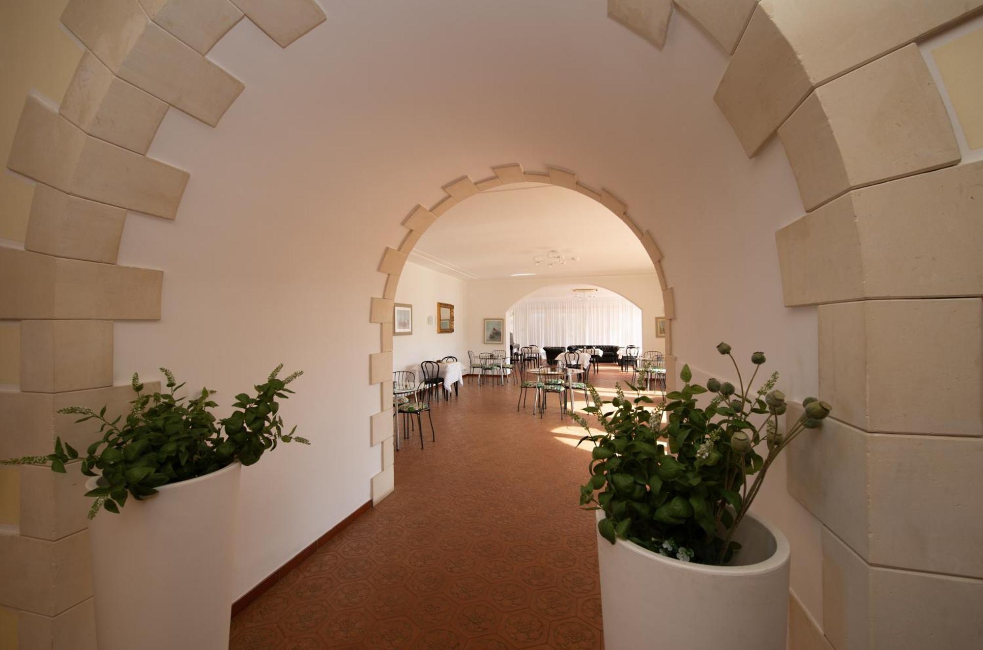 Isola Charm B&B - A Historic Villa Near Punta Del Pero Beach Syracuse Bagian luar foto