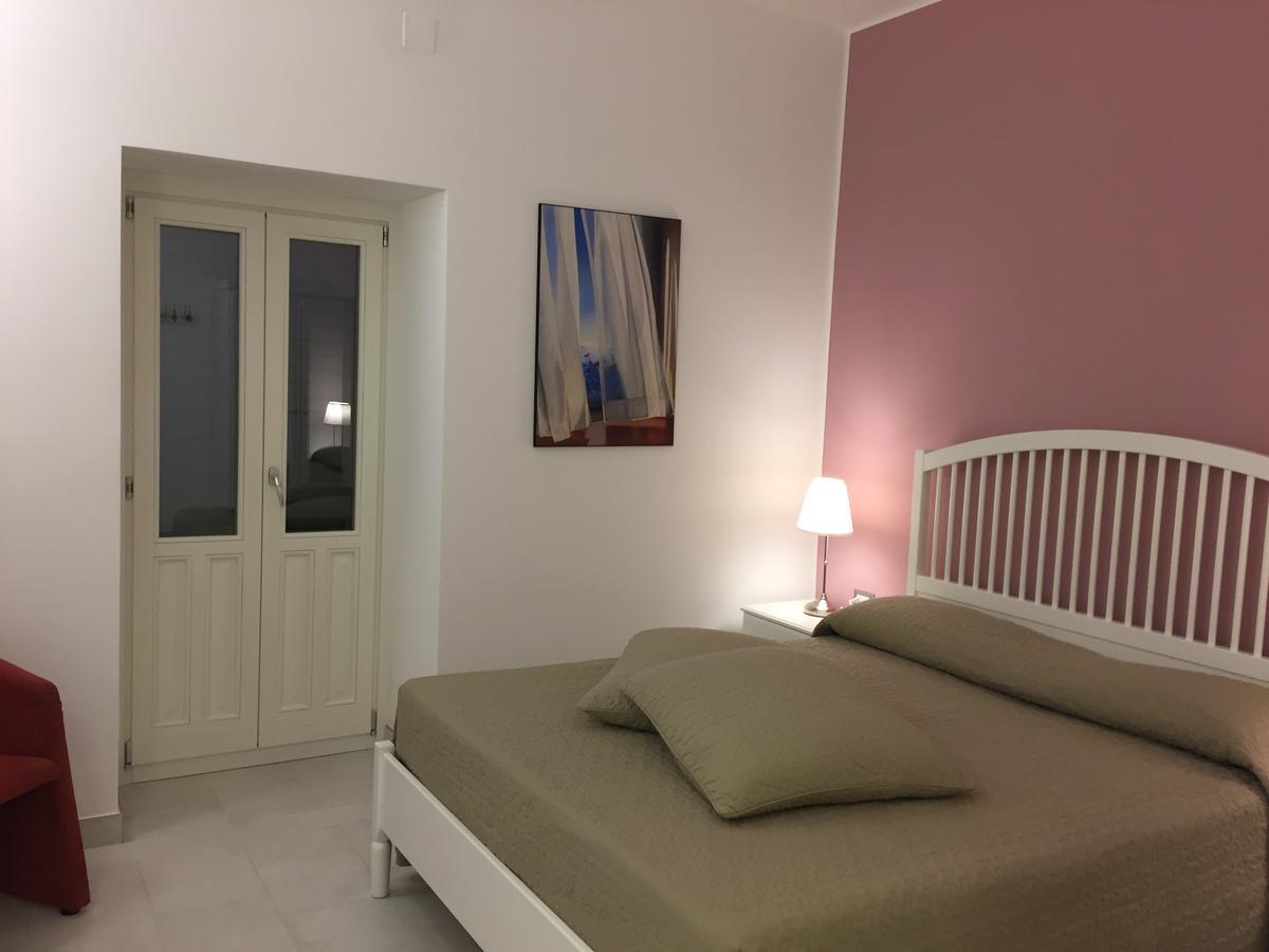 Isola Charm B&B - A Historic Villa Near Punta Del Pero Beach Syracuse Bagian luar foto