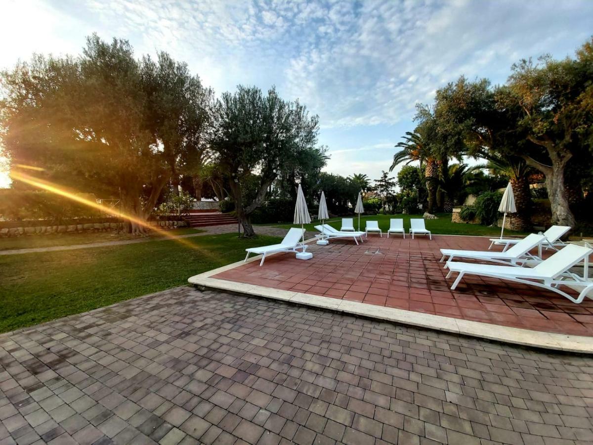 Isola Charm B&B - A Historic Villa Near Punta Del Pero Beach Syracuse Bagian luar foto